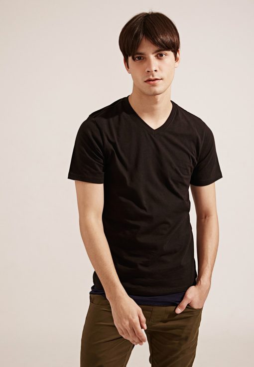 Anti Mosquito。320g Cotton V-Neck T-Shirt- 03749-Black by Life8 for Male