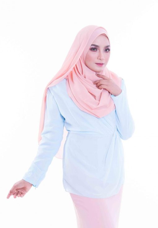 Pass with Flair Blouse in Blue by Zolace for Female